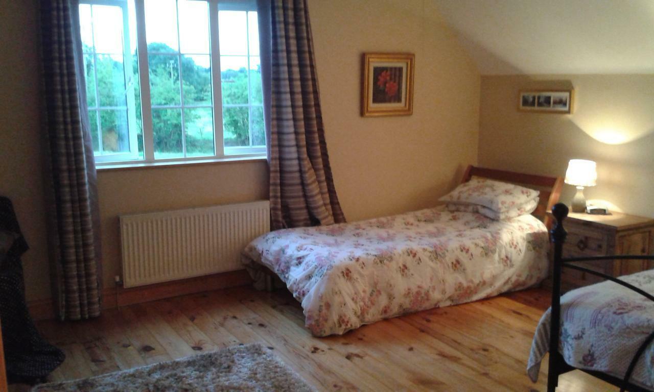 White Swan Bed & Breakfast Sherlockstown Exterior photo